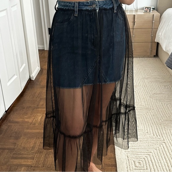 Unique Jean skirt with overlay - Picture 1 of 4
